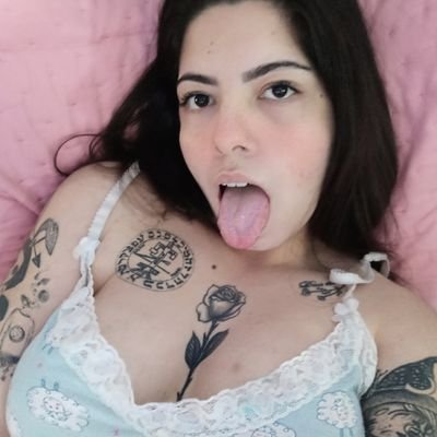Criadora de conteúdo 🔞
Me segue 🔥🔥🔥🔥
Para saber valores 👇