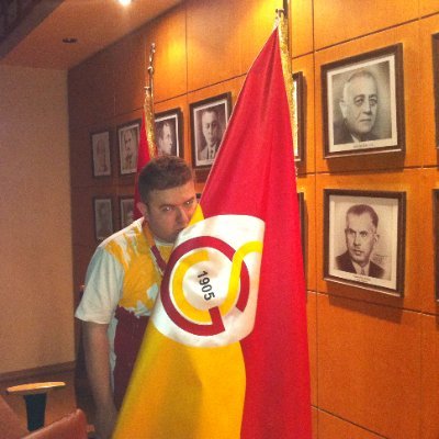 en_sakin's profile picture. Girişimci Danışman Kendinin mentörü @Galatasaray💛❤️ @ultraslan💛❤️