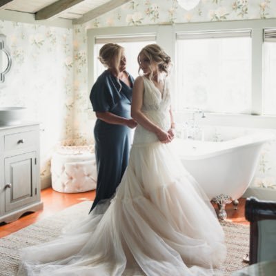 SJEM1976's profile picture. Just a small town girl,God fearing, Trump loving, Daughter of the Revolution wife of 28 yrs, mother of 2 , grandmother of 2