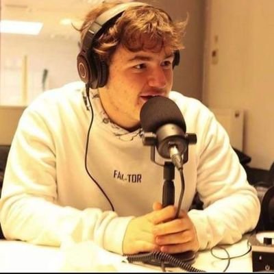 JordyDewulf5's profile picture. Soms voetbal, soms koers.

1891