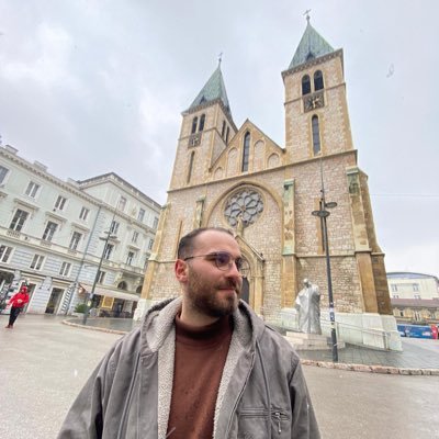 @AnadoluEfesSK supporter basketball fan therewithal classical and theoretical physics ,chess enthusiast //“Writes code create something” J.L Software Developer