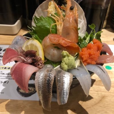 tenesu_358's profile picture. M山さん→F井さん→K上さん→N村🎾