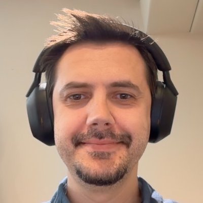 Solopreneur | https://t.co/7TU2o69E2Z - Compare 40+ AI Video Models and Share Easily!
Building multiple GenAI products | Portfolio @DiCoLabs_Org