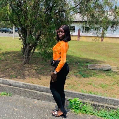 Dark and beautiful 🥰 upcoming ph influence , a fashion designer. being deals I Dey active