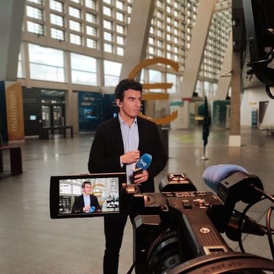 ArturoLopo's profile picture. Economics and world news reporter at @tve_tve