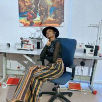 𝐔𝐫’𝐓𝐚𝐢𝐥𝐨𝐫🪡🧵✂️(for men only) (@lizzy1love2) 's Twitter Profile