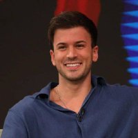 David carreira (@annawoitsc72408) 's Twitter Profile