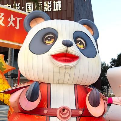 私は中国の3Cデジタル製品や小型家電のサプライチェーン、工場運営に詳しいです。現在深圳に住んでいて、皆さんと一緒に消費者に喜ばれる製品を開発したいと思っています。また、たくさん友達を作りたいので、どうぞよろしくお願いします!私たちにはWeChatグループがあります。もし興味がある方や中国で何かお手伝いが必要な方がいま