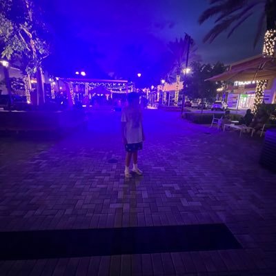 weisadam0201's profile picture. 