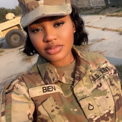 Lisabeinberry's profile picture. I'm Here to support and Inspire