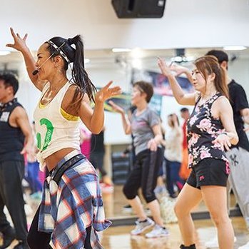 イベント・レッスン情報、スンバ大好きの皆あ集まる
サイトです!新メンバー大歓迎 #ZumbaYuri #zumbajpn #zumbajapan