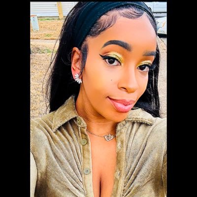 Erica Lashay ✨ Profile