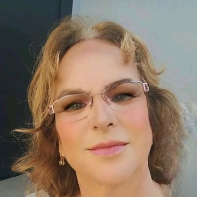 ArleteAstalo's profile picture. Viver a vida com Alegria😘