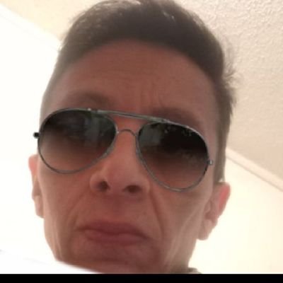 RalPerdomo13's profile picture. caminando siempre por la derecha, bogotano uribista