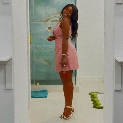 I’m not a good girl 🙂↔️| a big fan of Sadza actually | __n.yasha__ - IG | plus263 - TikTok | nyashascloset - Pinterest | LTK - Nyasha’s Closet