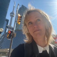 Jenn W 🇨🇦🇺🇦🇮🇪 (@jenntoronto) 's Twitter Profile Photo