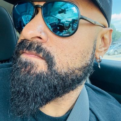 Moyinnix's profile picture. 