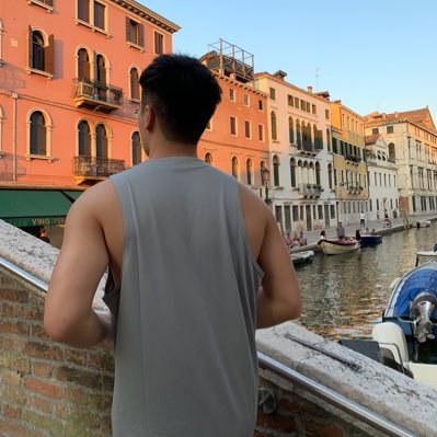 oscarkire's profile picture. 