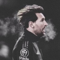 NO DAYS OFF 💙❤️ (@leo_dgaf__) 's Twitter Profile