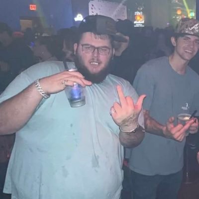 shneefsnyder's profile picture. 3x Rehab Intramural Spikeball Champion | Stimulant Connoisseur | Shrink it to the smallest molecule