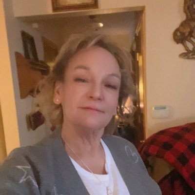 I am on a journey destined to help as many people as I possibly can, to find recovery for life.