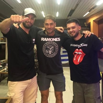 podrisas's profile picture. Militante del mate con torta fritas. Hincha y socio de Nacional y Unión Atlética. https://t.co/XTAI7ZFNl4