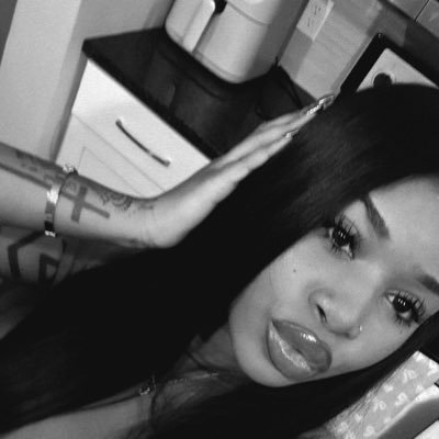 Curestinakaiyah's profile picture. 