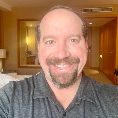 kevinavila12's profile picture. 