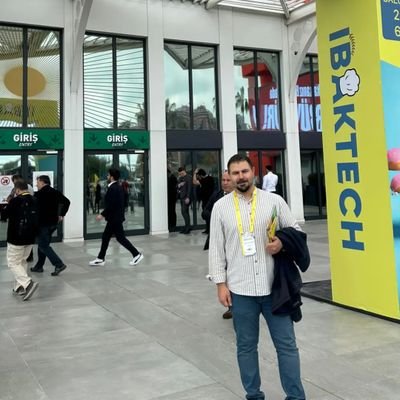 emir_efo's profile picture. 