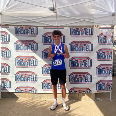 Clever| Wide Receiver|Safety| 4.6 40| 6’0| Missouri| HJ 1.98| 2x All State| CHS| 3.4 GPA|Class of 2025 📱 417-551-5789