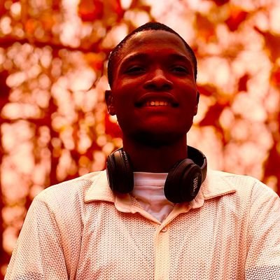 AJAYIMOSES6829's profile picture. AM AJAYI MOSES 
AM INTO AGRICULTURAL BUSINESS 
POULTRY 
AQUACULTURE 
AND OTHERS AGRICULTURAL JOBS....
YOU CAN CONTACT ME
09056656811