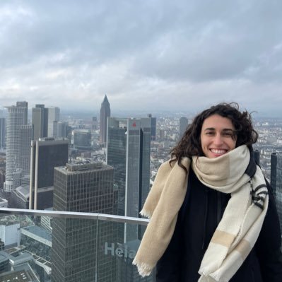 PhD student between Universitat Pompeu Fabra and Goethe-Universität Frankfurt, interested in gesture, prosody, and information structure