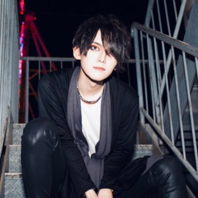 Vocalist YouTube「えむちゃん」チャンネル登録お願いします バンド 「生生世世」(@syozyoseze)Vo.(@szsz_masa) 聖飢魔Ⅱコピバン 「悪祀」(@akumaiire_)