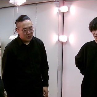 尚美ミュージックカレッジ専門学校、洗足学園音楽大学卒業。同大学院修了。打楽器の演奏、高校吹奏楽部の指揮、作編曲。だがつく