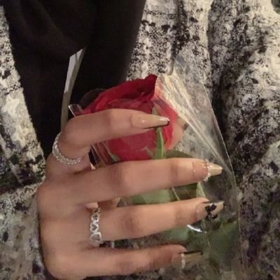 متوفر جميع خدمات قوى،مدد،مكتب العمل،الجوازات،مساند، 
موجود سكليف