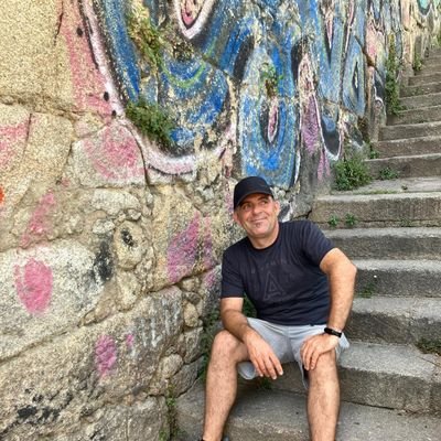 ardacho76's profile picture. 