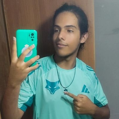 ''azul celeste estrelado,
meu amor, meu legado''
@cruzeiro my love 💙🦊
18 years old | nov 12 ✨ @fcbarcelona ❤💙 @sportingcp 💚🦁 beatlemaniac | autistic 🪲 🧩