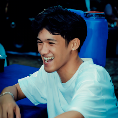 jomer888's profile picture. 