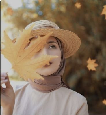 أمزج سكرك ببعض المُرّ
كي تعرف من يبقى ومن يمرّ