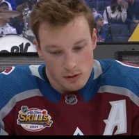 x - ella (@nhlella) 's Twitter Profile