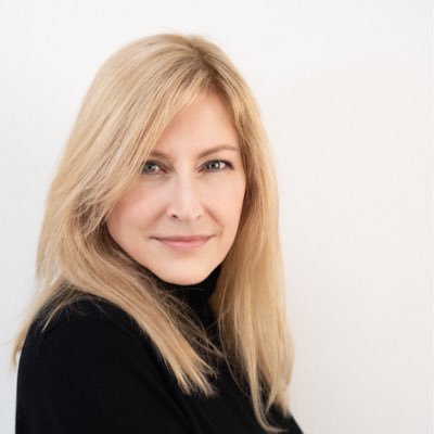 BLESS YOUR HEART coming Aug 12th from @crookedlanebooks. Screenwriter (A Cinderella Story), novelist and French fry enthusiast. Rep: @lesleysabga @seymouragency