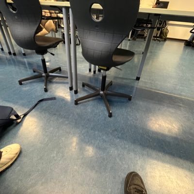 HadniHamza695's profile picture. 