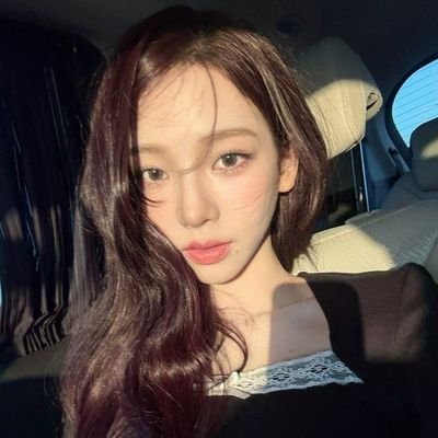 ROLEPLAYER; 2000. She is an angel. Who has a pretty face, and such a beautiful smile.