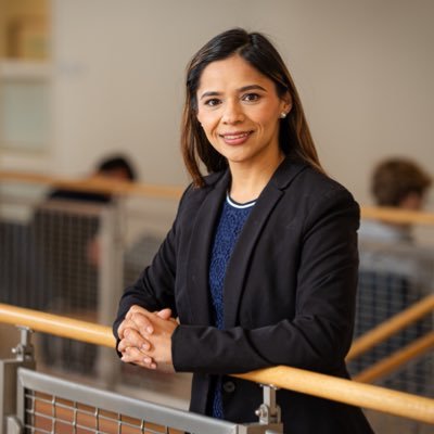 Assistant Professor of Marketing @giesbusiness. I study mobile apps, mobility, and digital platforms. Big on Ed Tech/online learning. Dog & cat mom. @tamu grad.