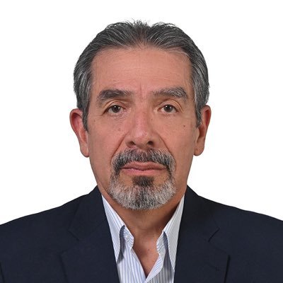 Odontólogo Rehabilitador Oral. Apasionado de la docencia. Adicto a la Fotografía