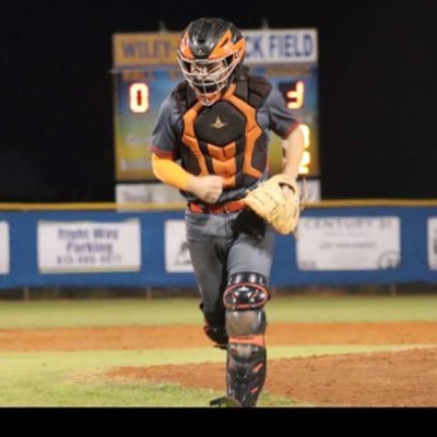 Carter8Franks's profile picture. | 6 1” 195lb | C | 2025 class | email: cfranks147@gmail.com | #863-899-7416