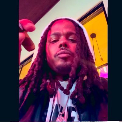Imagine comin to my page and not clicking that follow button smh I’m gon tweet rap lyrics, and make u laugh. Husband. Dad. Browns fan. Unstoppable #DawgPound ♋️