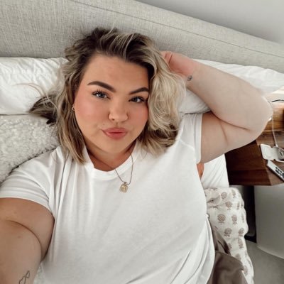 mommmablessing's profile picture. I'm a $202 mega million lottery winner in Edison, NJ i'm so blessed so i'll be giving away $5000 to my first 2.5k followers 100 greatful and blessed 💸