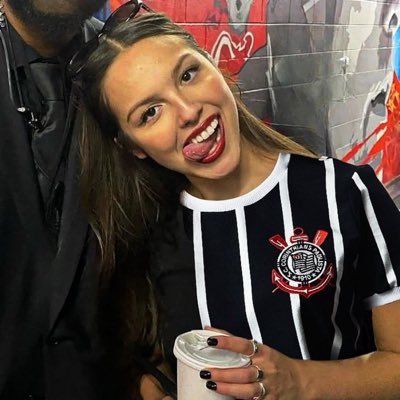 zaynxs's profile picture. evermore, track 13.