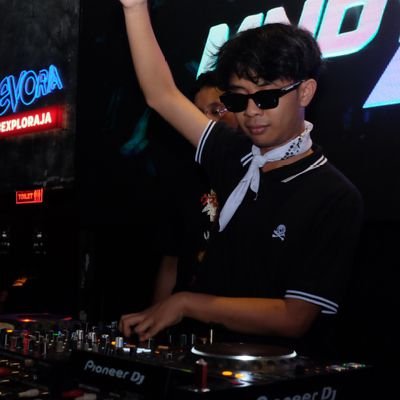 mendirzky's profile picture. 